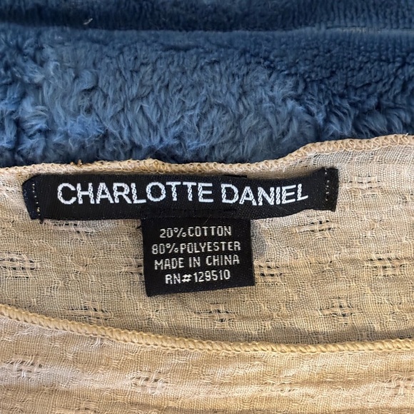 Cathy Daniels Tan and Brown Oversized Dolman Sleeve Tunic - Picture 2 of 7